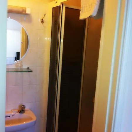 Tigh Chualain Guest house Inverin